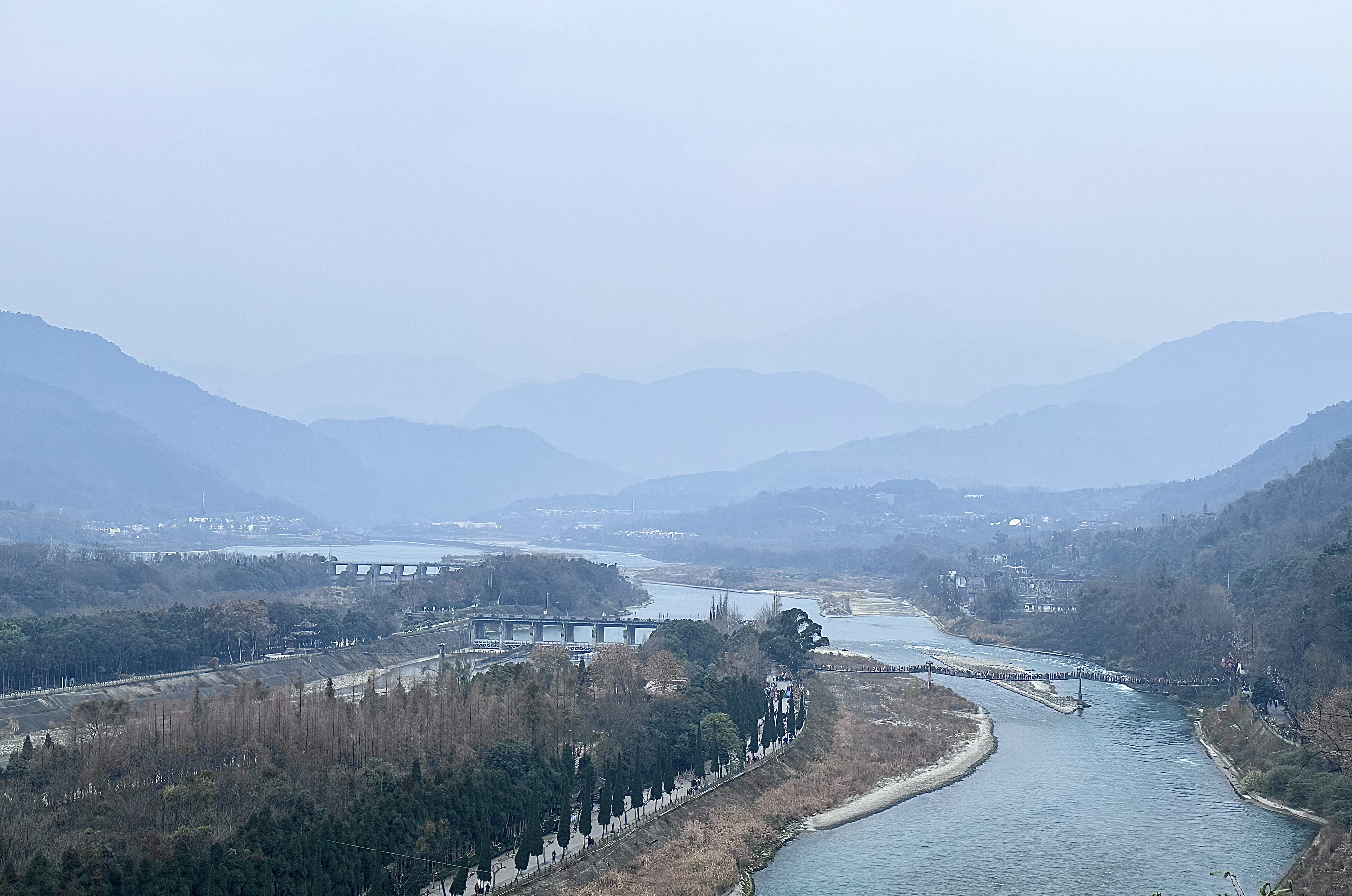 鱼嘴
